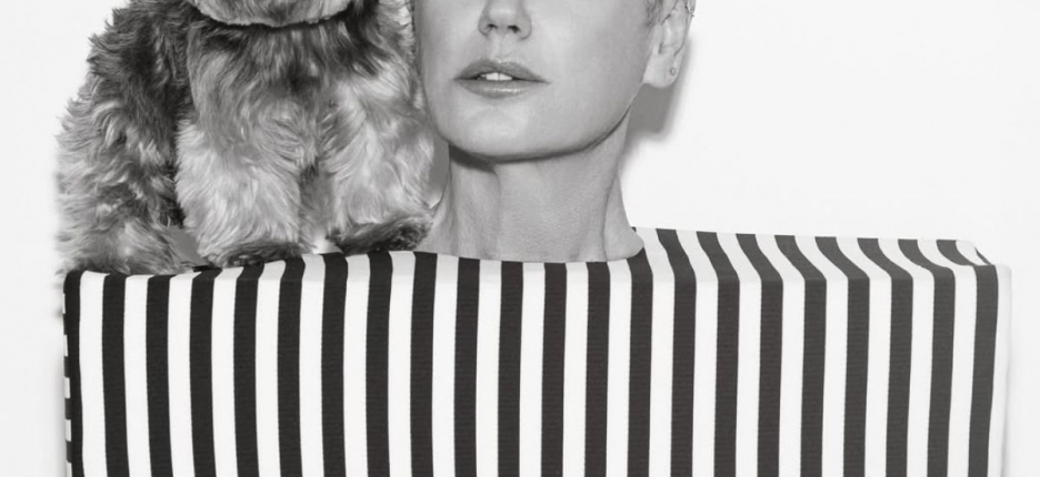Xuxa Meneghel surpreende em ensaio de topless para revista