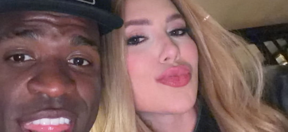 1 ms de namoro: Virginia e Vini Jr. trocam eu te amo pela 1 vez em pblico