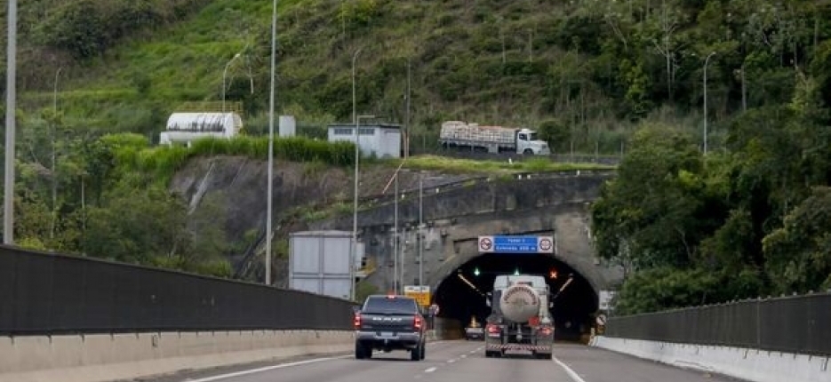 Um milh�o de pessoas podem passar pela BR-116 durante o Carnaval